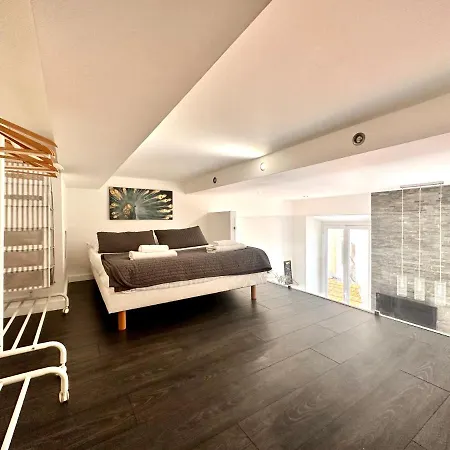 Sweet Loft Con Letto Su Mezzanina H1,40 Mentona