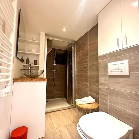 Sweet Loft Con Letto Su Mezzanina H1,40 Appartement Menton