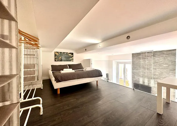 Sweet Loft Con Letto Su Mezzanina H1,40 Μεντόν